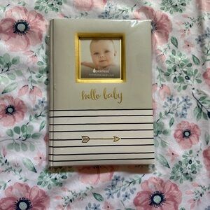 Pearhead baby book — brand new in wrapper
